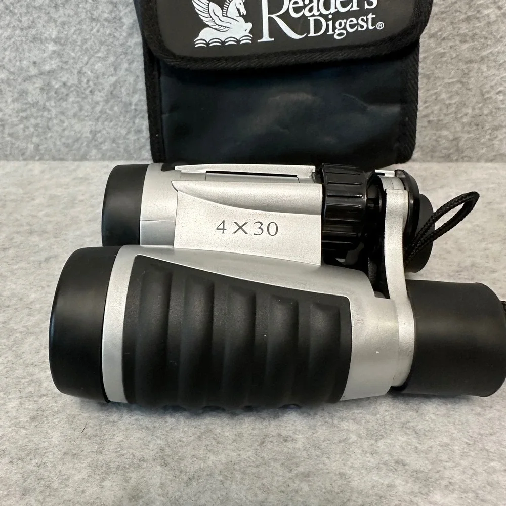 Readers Digest 4x30 Compact Binoculars Silver Black with Carrying Case and Strap